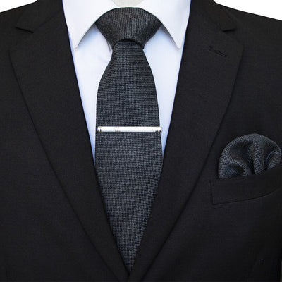 Ciemnoszary wełniany krawat