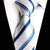 Biały krawat w niebieskie paski