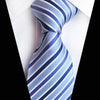 Jasnoniebieski krawat w niebiesko-białe paski