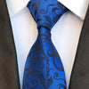Niebieski krawat w czarne kwiaty