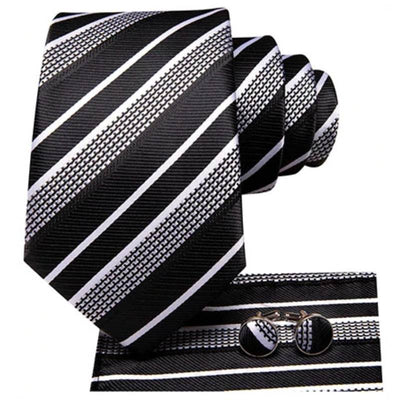 Krawat w czarno-srebrne paski