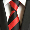 Krawat w czarno-czerwone paski