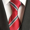 Czerwony krawat w czarno-białe paski