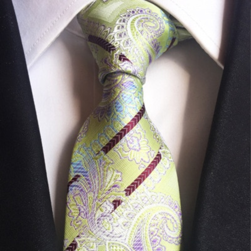 Zielony krawat w kwiaty w bordowe paski