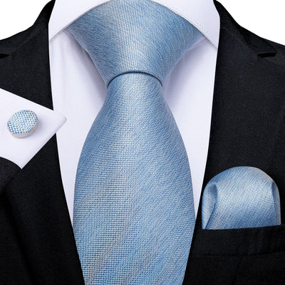 Lawendowy niebieski krawat