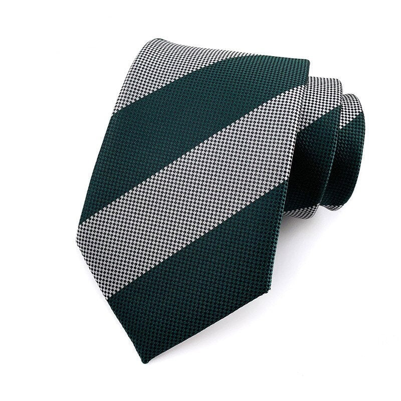 Krawat w zielono-szare paski