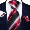 Krawat w czarne, czerwone i białe paski