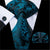 Czarny krawat w turkusowe niebieskie kwiaty