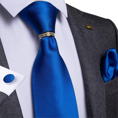 Elektryczny niebieski krawat