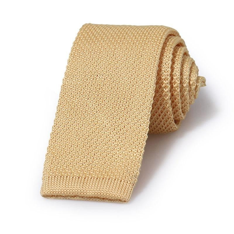 Krawat z dzianiny w kolorze wielbłądziej