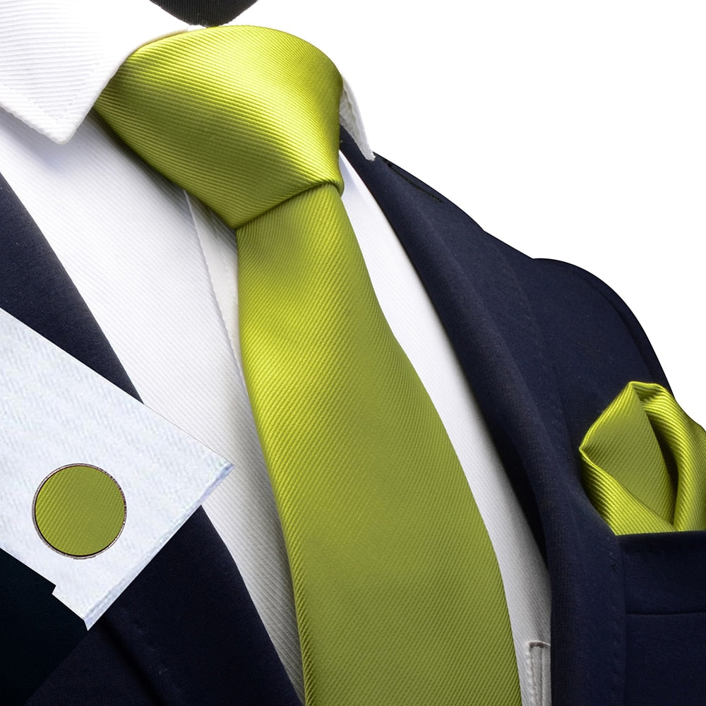 Oliwkowo-zielony krawat