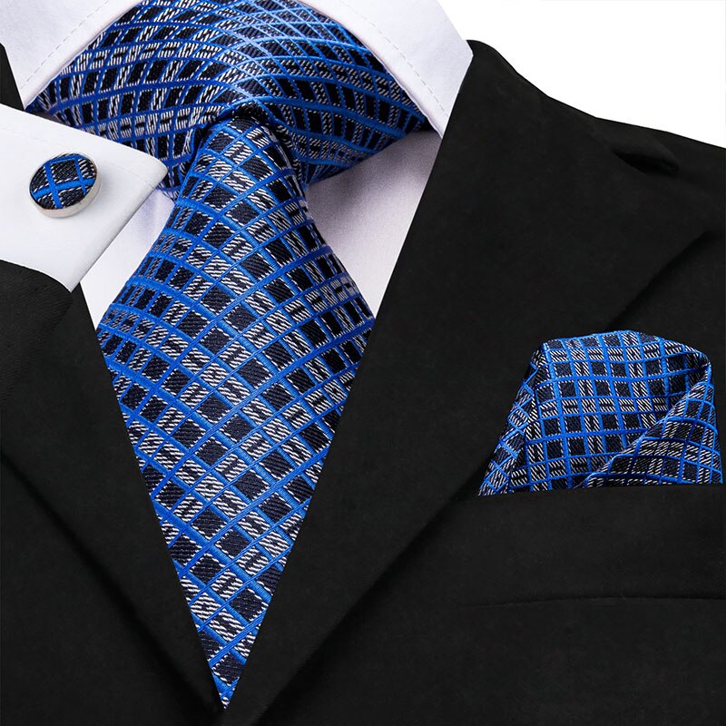 Niebiesko-szary krawat w kratkę