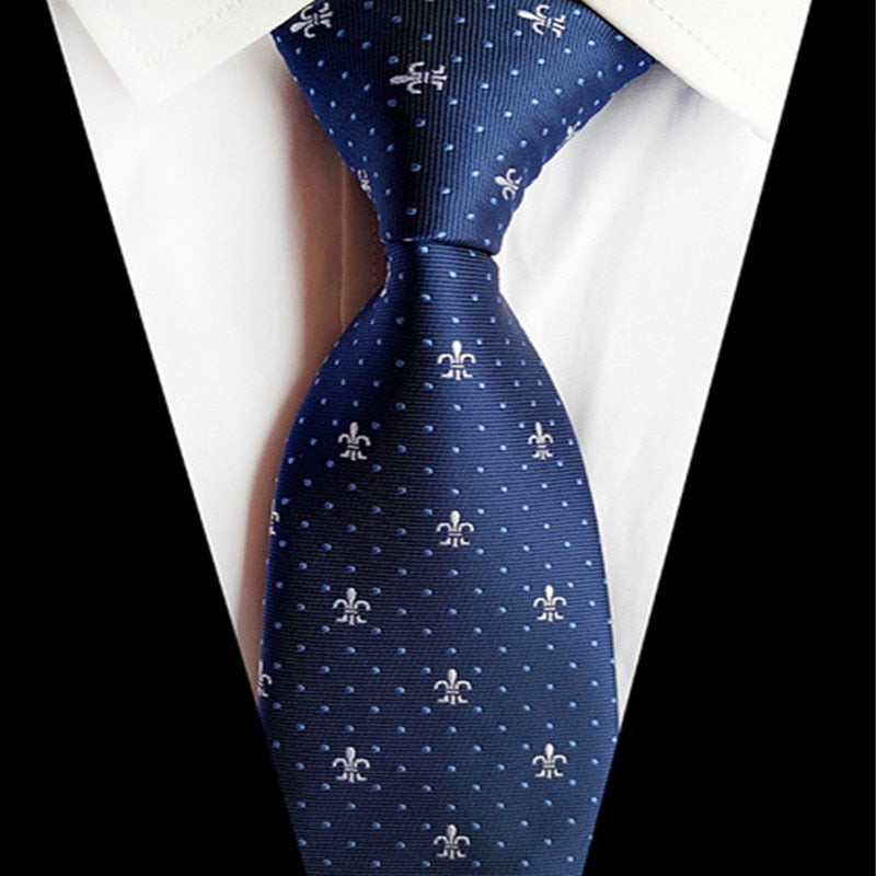 Granatowy krawat w niebieskie kropki i biały wzór