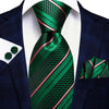 Krawat w zielono-różowe paski w białe kropki