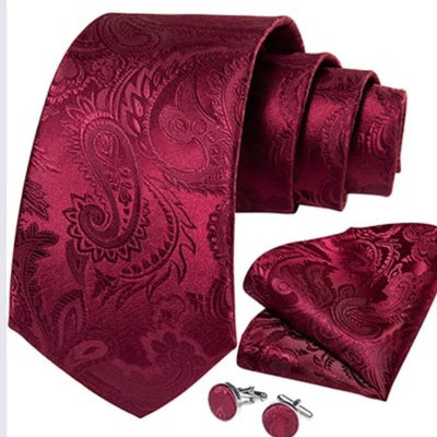 Krawat w bordowy wzór