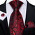 Czerwono-czarny krawat we wzór paisley